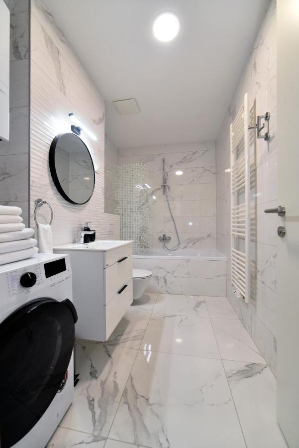 Ophelia Apartment With Parking ซาเกร็บ ภายนอก รูปภาพ