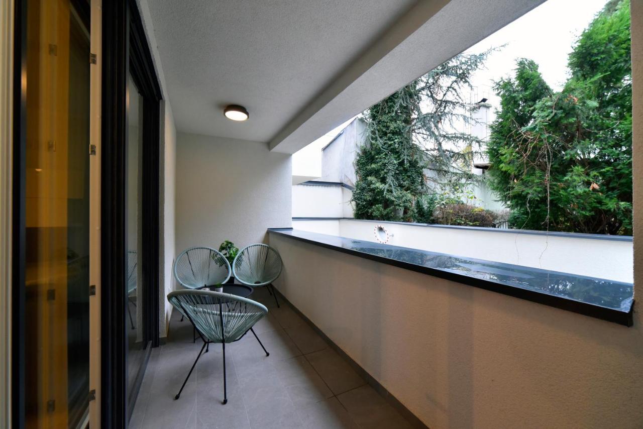Ophelia Apartment With Parking ซาเกร็บ ภายนอก รูปภาพ