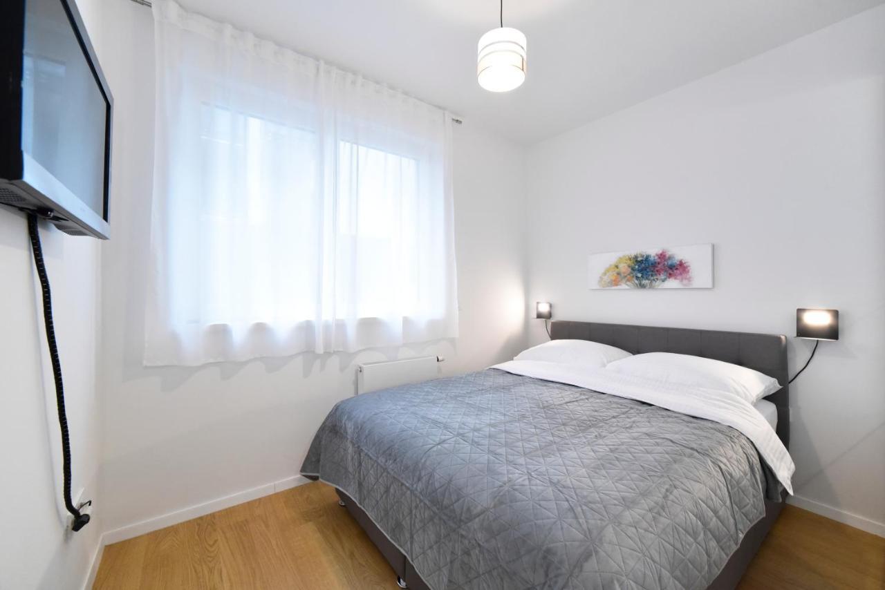 Ophelia Apartment With Parking ซาเกร็บ ภายนอก รูปภาพ