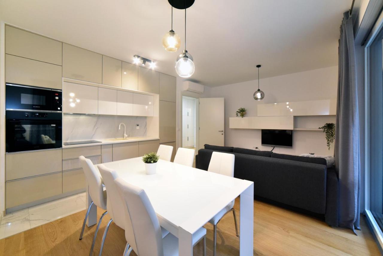 Ophelia Apartment With Parking ซาเกร็บ ภายนอก รูปภาพ