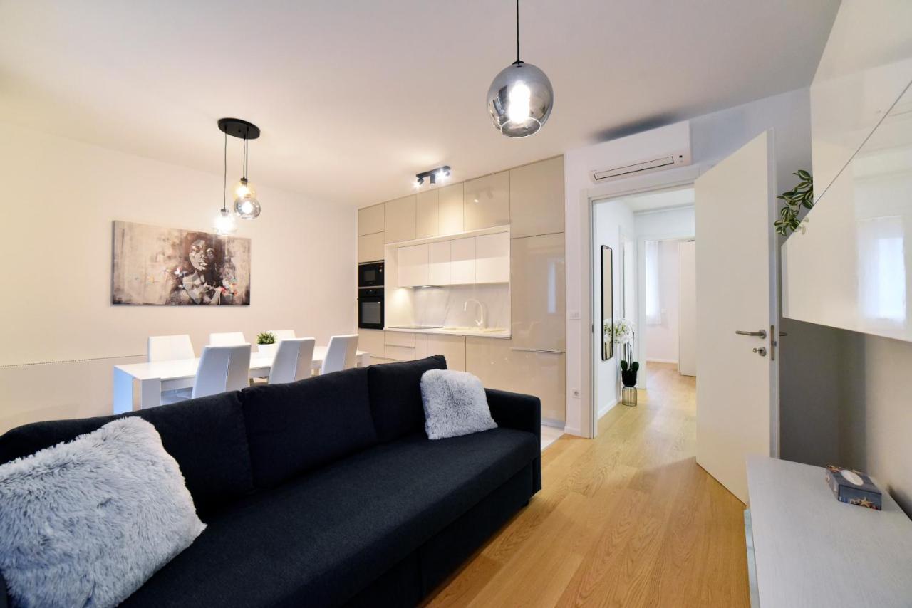 Ophelia Apartment With Parking ซาเกร็บ ภายนอก รูปภาพ