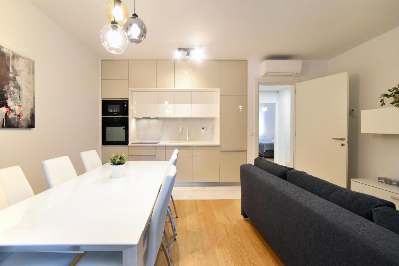 Ophelia Apartment With Parking ซาเกร็บ ภายนอก รูปภาพ